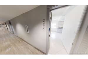 335 Ocean Dr, Miami Beach, FL 33139, Sold 12/24/18