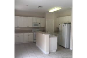 5621 NW 112th Ct, Doral, FL 33178, Sold 02/01/19