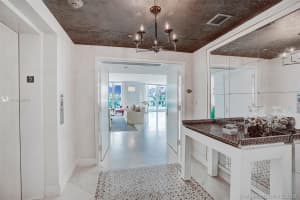 20155 NE 38th Ct, Aventura, FL 33180, Sold 10/04/19