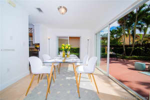 9946 NW 32nd St, Doral, FL 33172, Sold 01/25/19