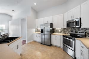 3271 Overlook Rd, Davie, FL 33328, Sold 01/11/19