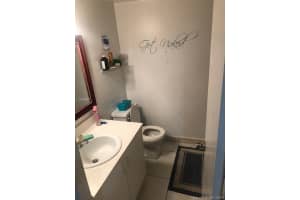 17600 NW 68th Ave APT B1005, Hialeah, FL 33015, Sold 01/10/19