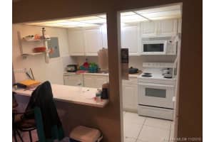 17600 NW 68th Ave APT B1005, Hialeah, FL 33015, Sold 01/10/19