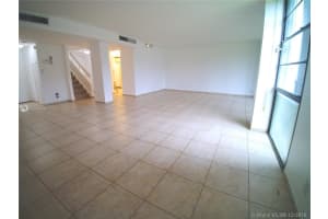 3475 N Country Club Dr, Miami, FL 33180, Sold 02/28/19