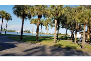 15545 Miami Lakeway N, Miami Lakes, FL 33014, Sold 03/22/19