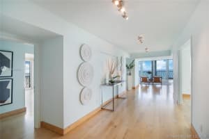 1500 Ocean Dr # Uph-2, Miami Beach, FL 33139, Sold 04/09/20