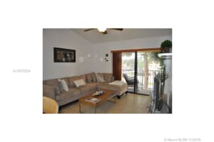 7195 NW 179th St, Hialeah, FL 33015, Sold 12/03/18