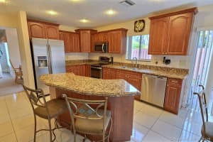 921 SW 88th Ave, Pembroke Pines, FL 33025, Sold 12/27/18