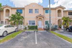 16615 NW 70th Ct, Hialeah, FL 33014, Sold 12/28/18