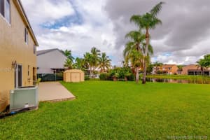 10811 SW 11th Manor, Davie, FL 33324, Sold 12/28/18