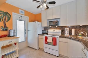 455 Paradise Isle Blvd, Hallandale Beach, FL 33009, Sold 04/15/19