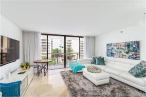 5757 Collins Ave # 305, Miami Beach, FL 33140, Sold 08/01/19