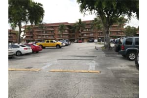 17530 NW 68th Ave APT C3005, Hialeah, FL 33015, Sold 02/01/19