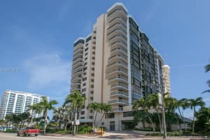 6423 Collins Ave, Miami, FL 33141, Sold 05/24/19