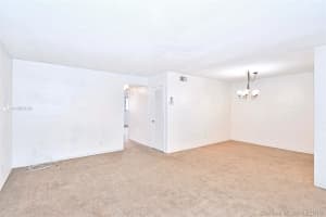 580 Egret Dr, Hallandale Beach, FL 33009, Sold 08/27/19