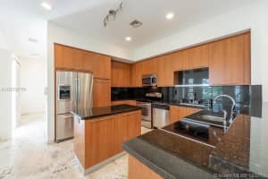 20016 NE 36th Pl, Aventura, FL 33180, Sold 04/01/19