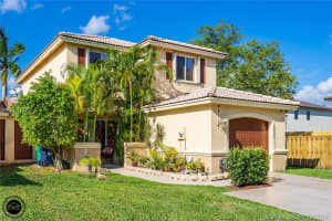 16405 SW 73rd Ln, Miami, FL 33193, Sold 05/07/19
