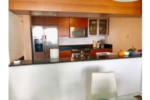 1800 N Bayshore Dr, Miami, FL 33132, Sold 03/29/19