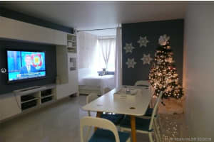200 177th Dr, Sunny Isles Beach, FL 33160, Sold 01/15/21