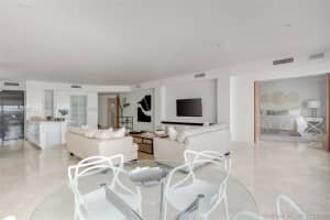 4925 Collins Ave #5j, Miami, FL 33140, Sold 03/01/19
