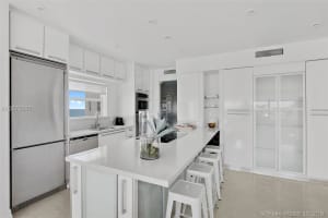 4925 Collins Ave #5j, Miami, FL 33140, Sold 03/01/19