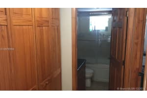 8145 NW 7th St, Miami, FL 33126, Sold 01/14/19