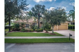 13882 SW 39th St, Davie, FL 33330, Sold 02/20/19