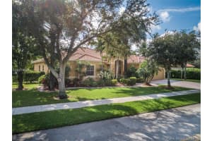 13882 SW 39th St, Davie, FL 33330, Sold 02/20/19