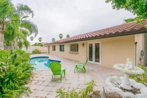 11335 SW 58th Ct, Cooper City, FL 33330, Sold 03/21/19