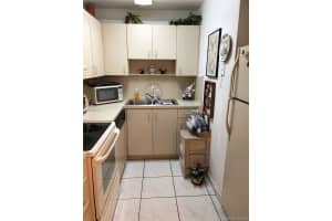 8321 NW 7th St, Miami, FL 33126, Sold 03/15/19