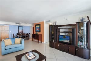 9195 Collins Ave, Surfside, FL 33154, Sold 04/03/19