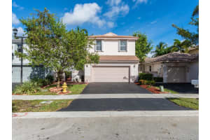7513 NW 3rd Ct, Plantation, FL 33317, Sold 02/15/19