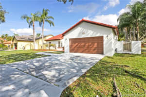 19601 NW 88th Ct, Hialeah, FL 33018, Sold 04/22/19