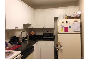7160 NW 179th St, Hialeah, FL 33015, Sold 02/22/19