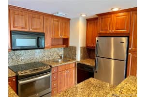 2451 Brickell Ave #5p, Miami, FL 33129, Sold 05/20/19