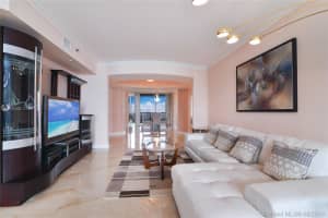 19333 Collins Ave, Sunny Isles Beach, FL 33160, Sold 02/18/20