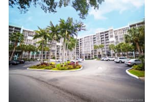 200 Leslie Dr, Hallandale Beach, FL 33009, Sold 02/28/19