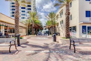 322 Buchanan St, Hollywood, FL 33019, Sold 03/29/19