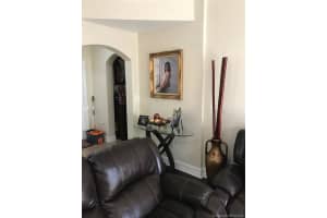 7985 NW 8th St #103a, Miami, FL 33126, Sold 07/26/19