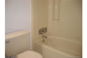 6040 Shaker Wood Cir, Tamarac, FL 33319, Sold 03/14/19