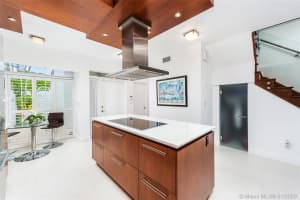 3800 NE 209th Terrace, Miami, FL 33180, Sold 01/30/20