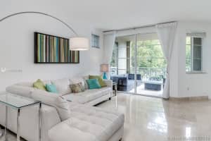 140 Meridian Ave, Miami Beach, FL 33139, Sold 05/23/19