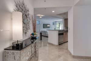 140 Meridian Ave, Miami Beach, FL 33139, Sold 05/23/19