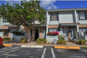 9807 Riverside Dr, Coral Springs, FL 33071, Sold 01/17/19