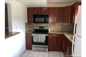 10 NW 87th Ave APT B211, Miami, FL 33172, Sold 02/19/19