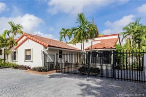 11719 SW 107th Ln, Miami, FL 33186, Sold 08/27/19