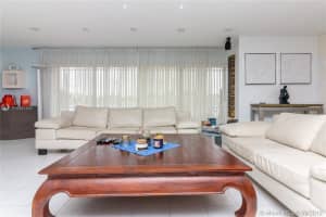 877 NE 195th St, Miami, FL 33179, Sold 08/29/19