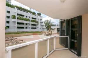 6423 Collins Ave, Miami Beach, FL 33141, Sold 06/29/19
