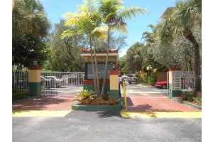 6890 N Kendall Dr APT B202, Pinecrest, FL 33156, Sold 04/26/19