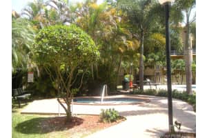 6890 N Kendall Dr APT B202, Pinecrest, FL 33156, Sold 04/26/19